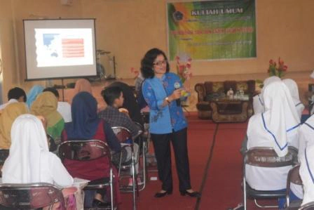 Kuliah Umum STIKes Merangin