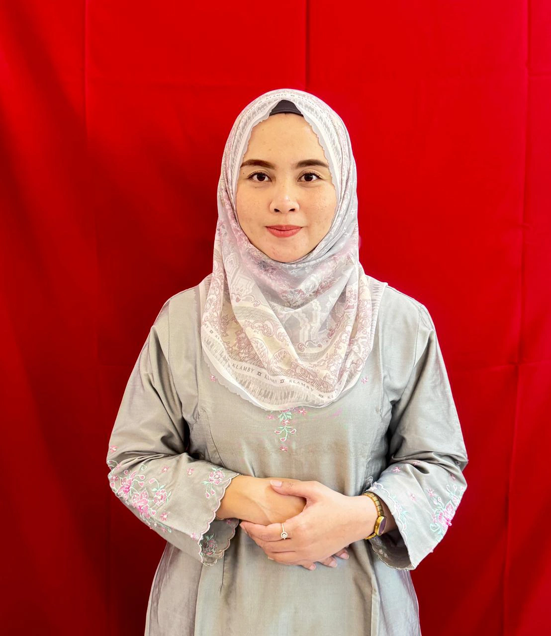 Putri Maurisni, MM
