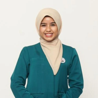 Foto Uci Karmila,AMd.RMIK