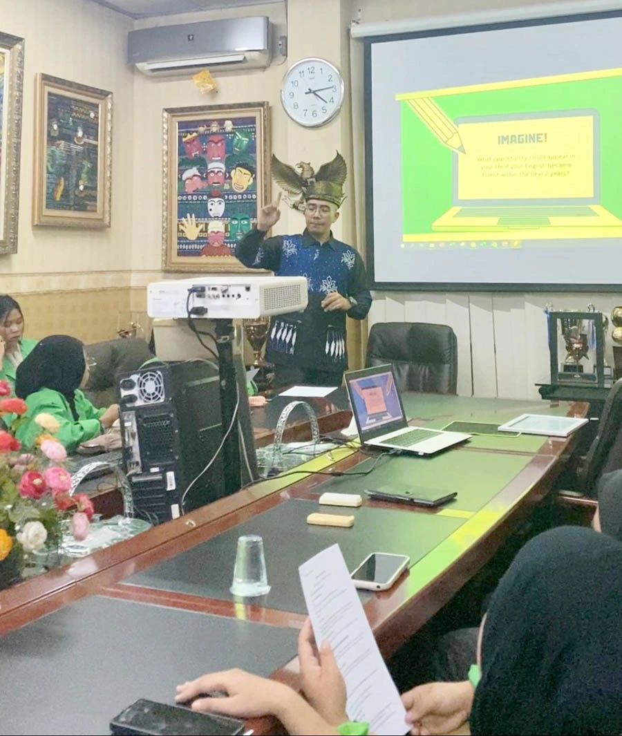 Mahasiswa Prodi Pendidikan Bahasa Inggris UPP Ikuti Seminar Public Speaking di RTV