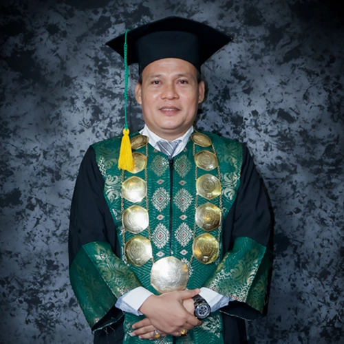 Assoc. Prof. Dr. Hardianto., M.Pd.