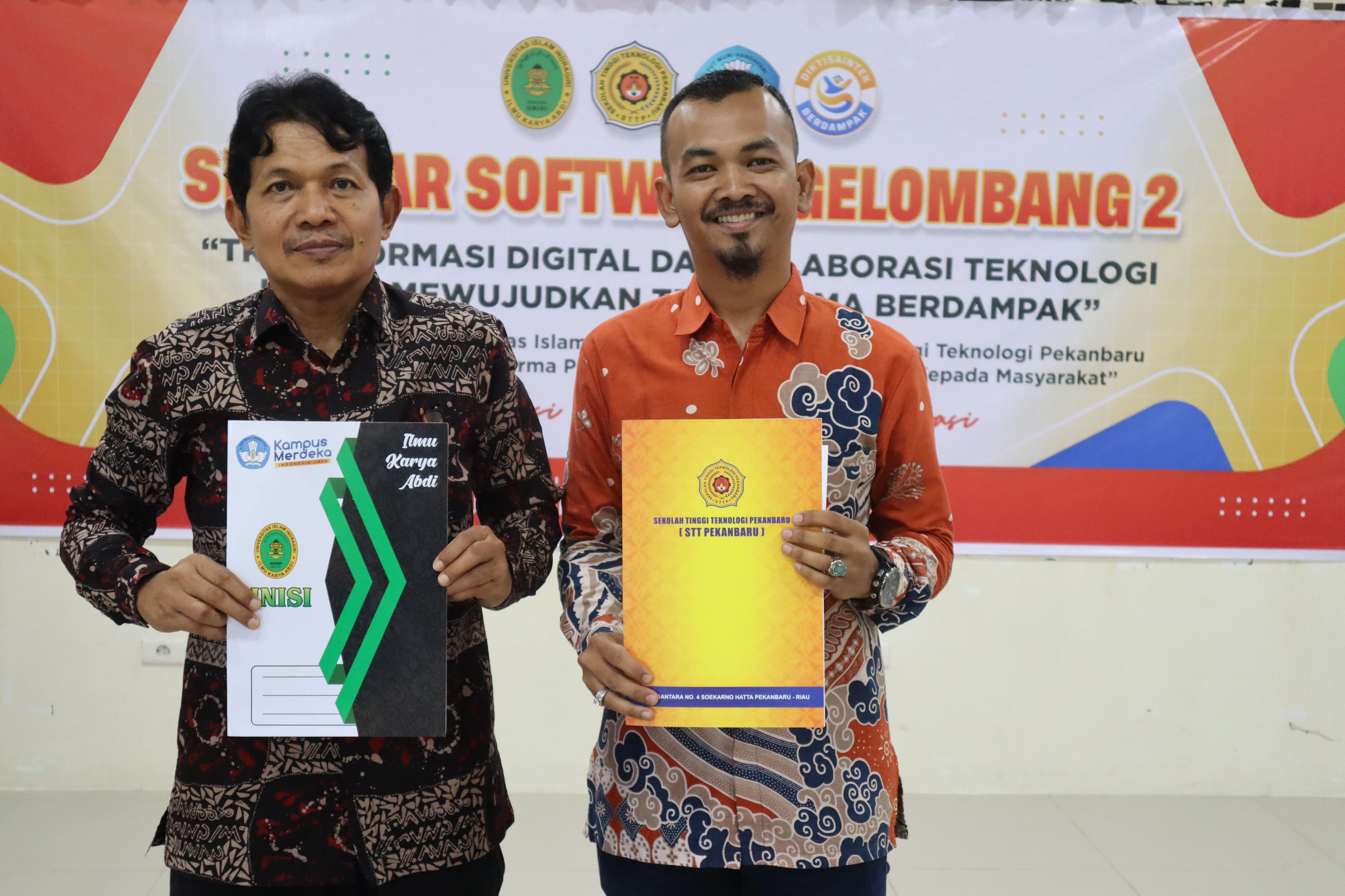 Penandatanganan Kerja Sama MOU, MOA, dan IA antara STT Pekanbaru dan Universitas Islam Indragiri