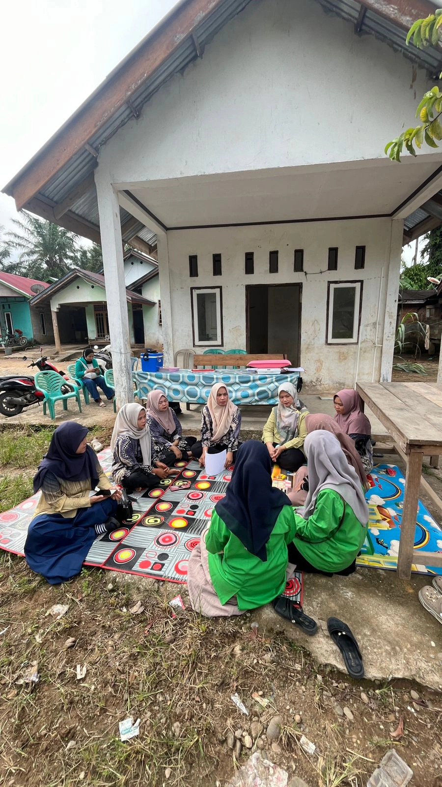 Bidan berbasis teknopreneur berkolaborasi kenalkan aplikasi digital