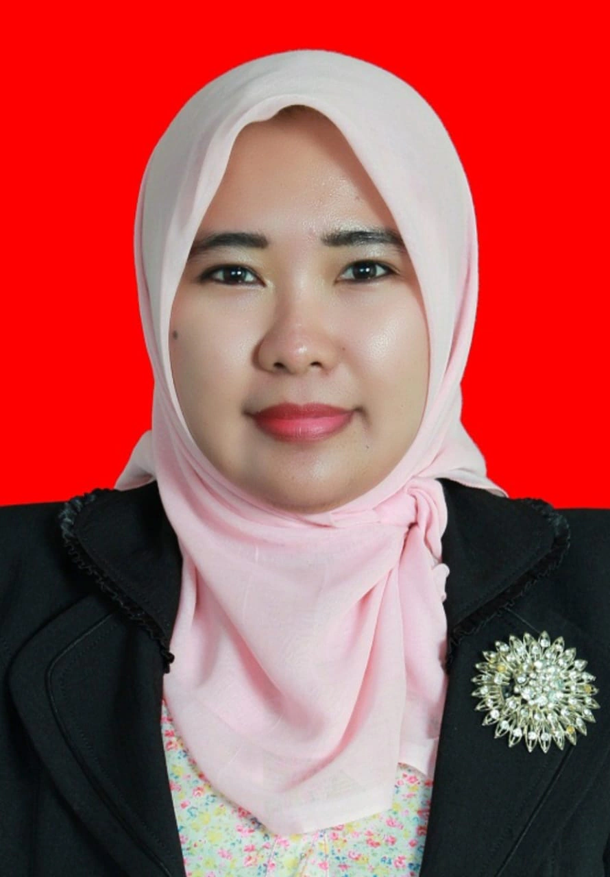 Astari Seto, S.SiT., M.Keb